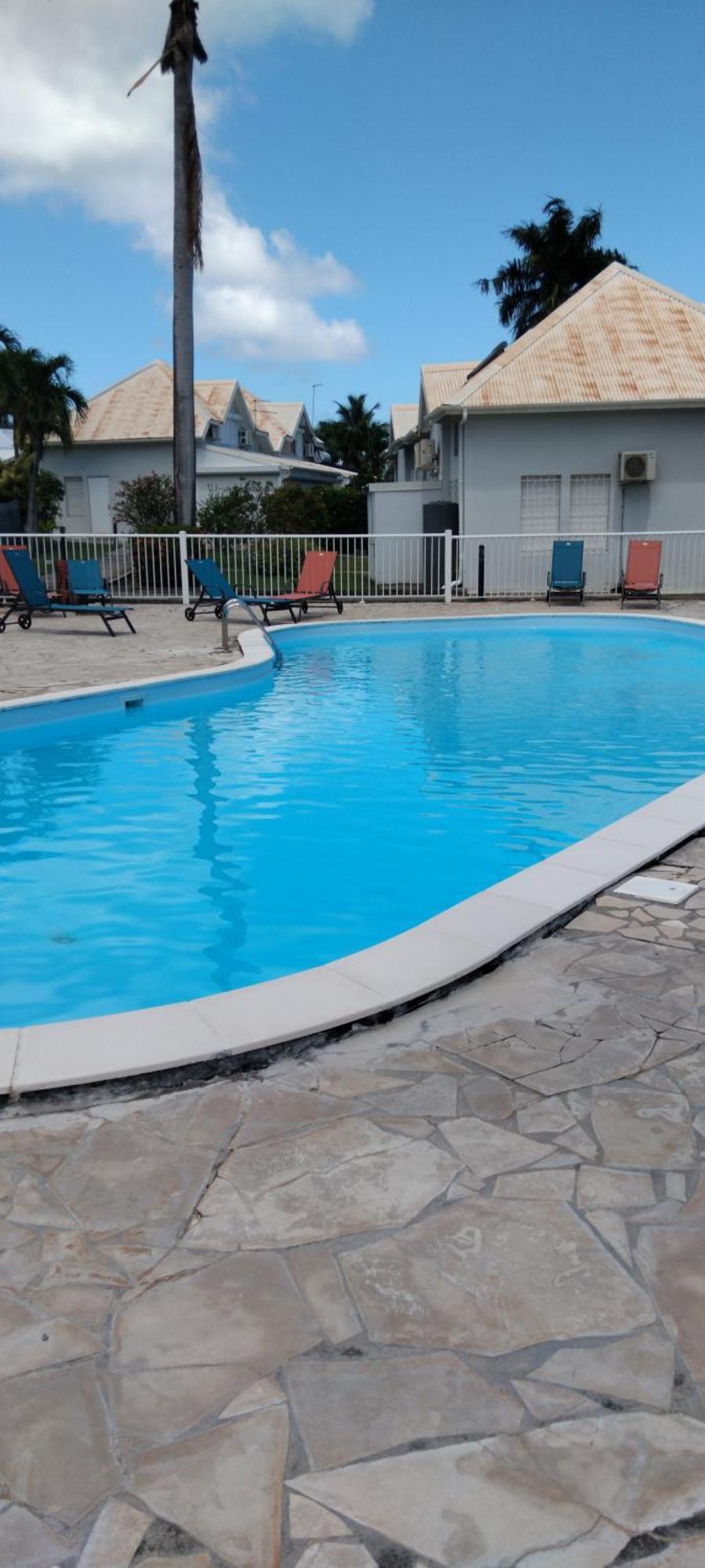 Bungalow Avec Piscine Saint-Francois  Exterior photo